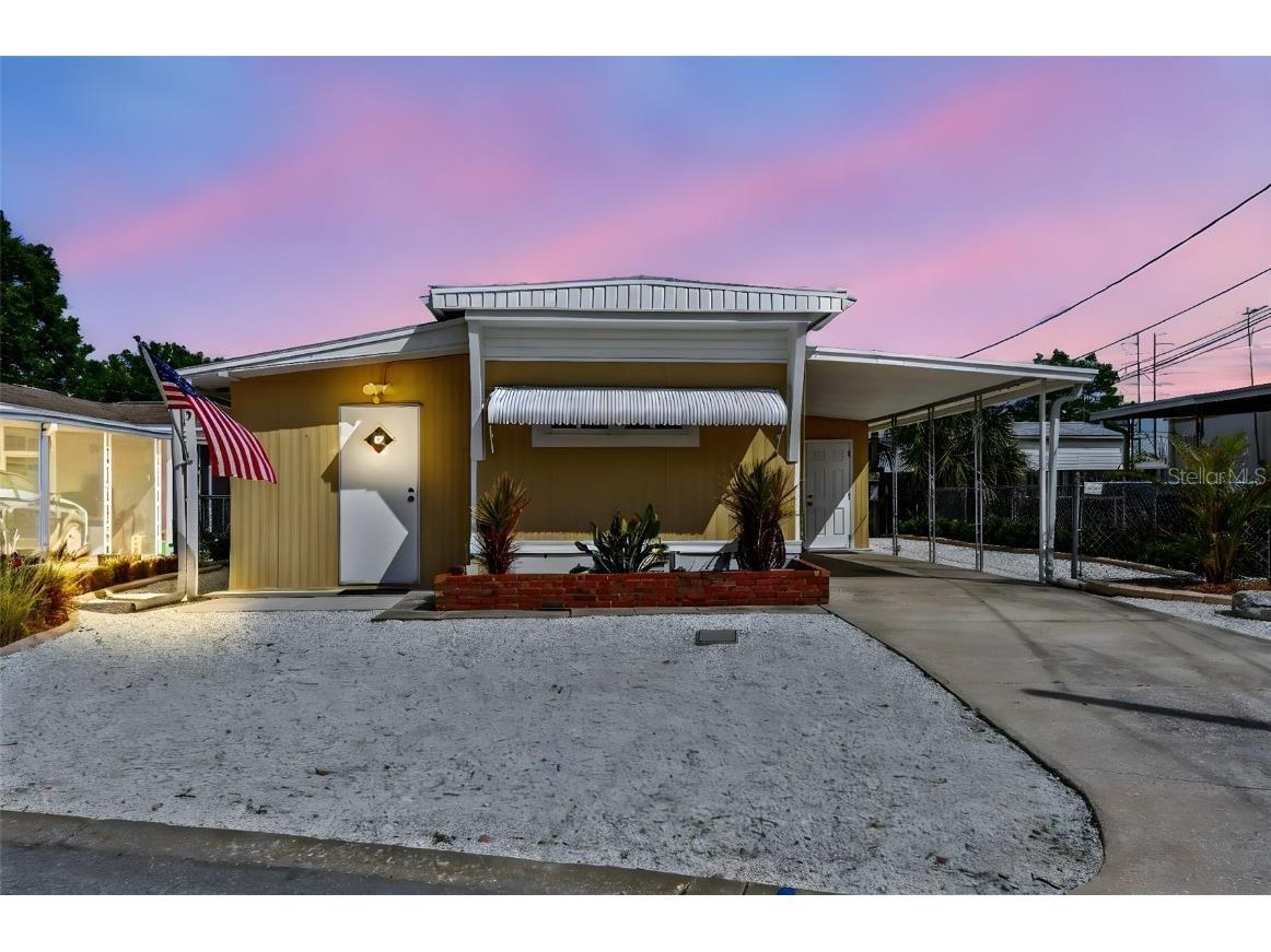 719 Driftwood Ln Tarpon Springs FL 34689 TB8381904 image1