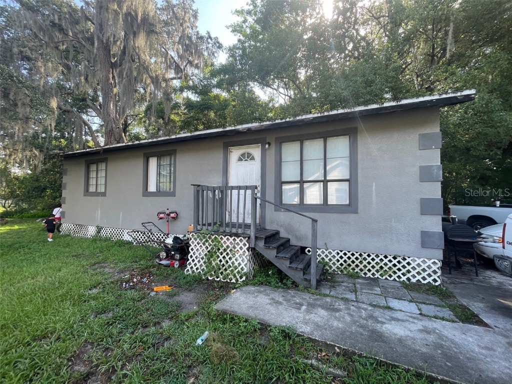 719 E Walts Avenue Deland FL 32724 O6119514 image1