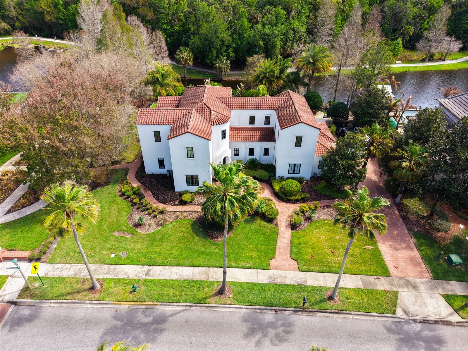 719 Eastlawn Drive Kissimmee FL 34747 O6398997 image1