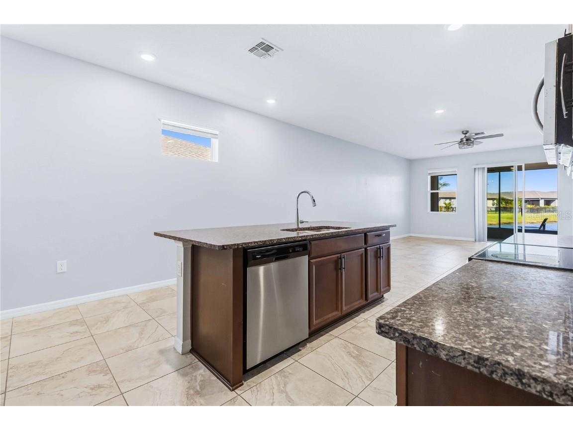 719 Ladyfish Lane New Smyrna Beach FL 32168 V4946263 image4