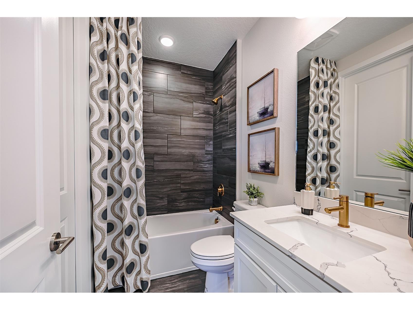 719 Maldives Trail Sarasota FL 34234 A4659082 image12