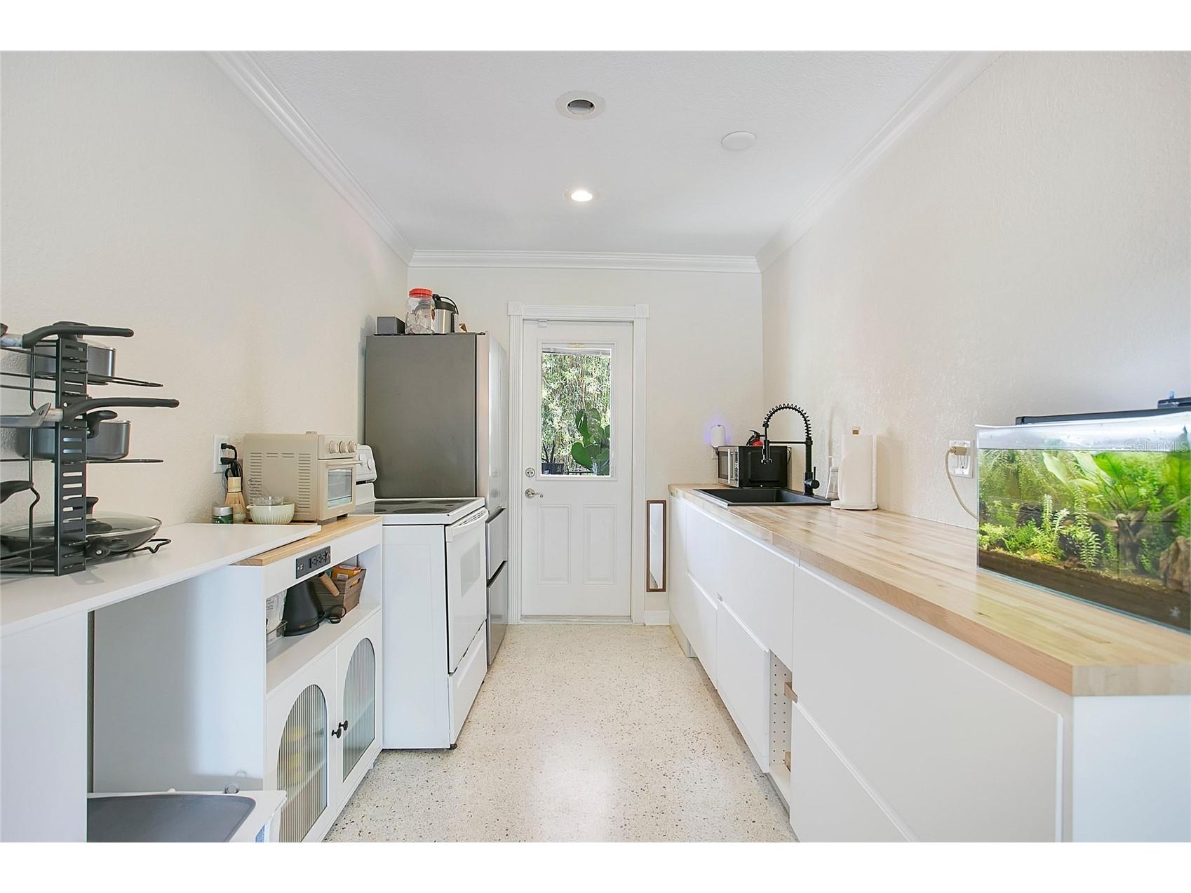 719 Mount Vernon Street #7 Orlando FL 32803 O6404110 image10