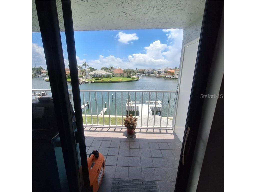 719 Pinellas Bayway S #203 Tierra Verde FL 33715 TB8409070 image11