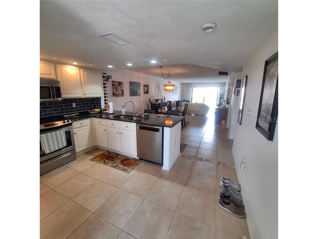 719 Pinellas Bayway S #203 Tierra Verde FL 33715 TB8409070 image16