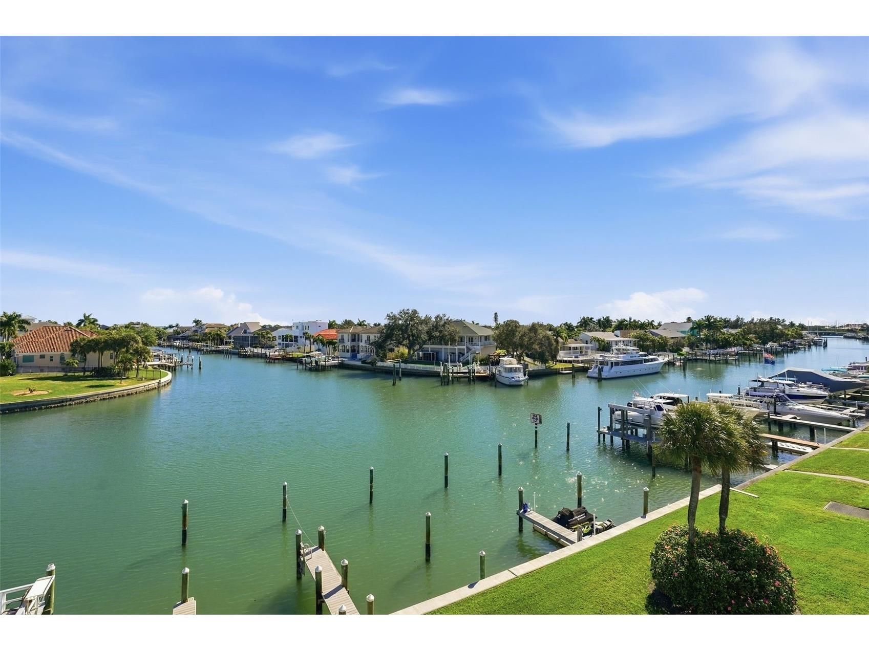 719 Pinellas Bayway S #305 Tierra Verde FL 33715 TB8464075 image22