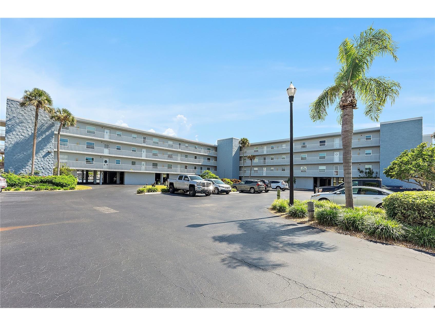 719 Pinellas Bayway S #311 Tierra Verde FL 33715 TB8437735 image1