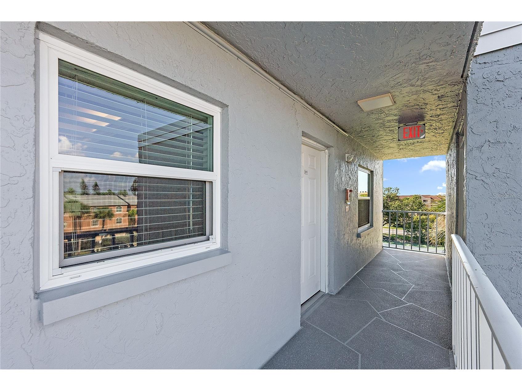 719 Pinellas Bayway S #311 Tierra Verde FL 33715 TB8437735 image20