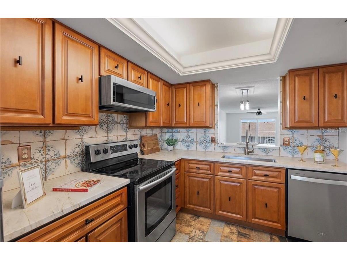 719 Pinellas Bayway S #311 Tierra Verde FL 33715 TB8485241 image3