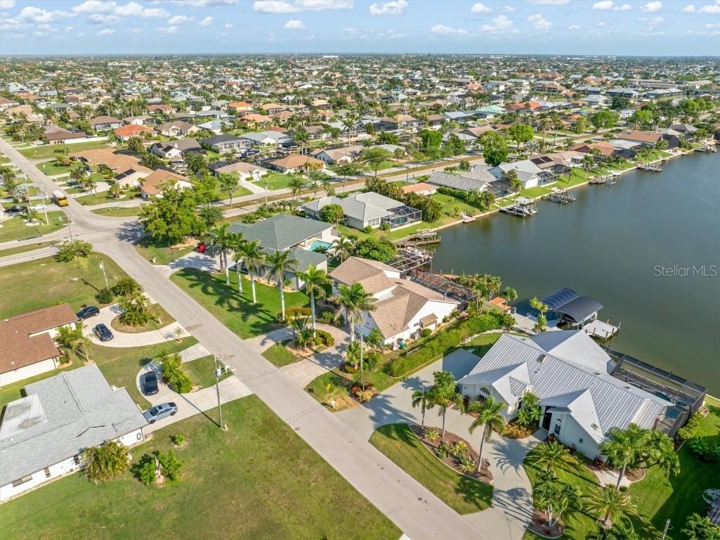 719 SW 51st Terrace Cape Coral FL 33914 - Thunderbird Lake C7510368 image38