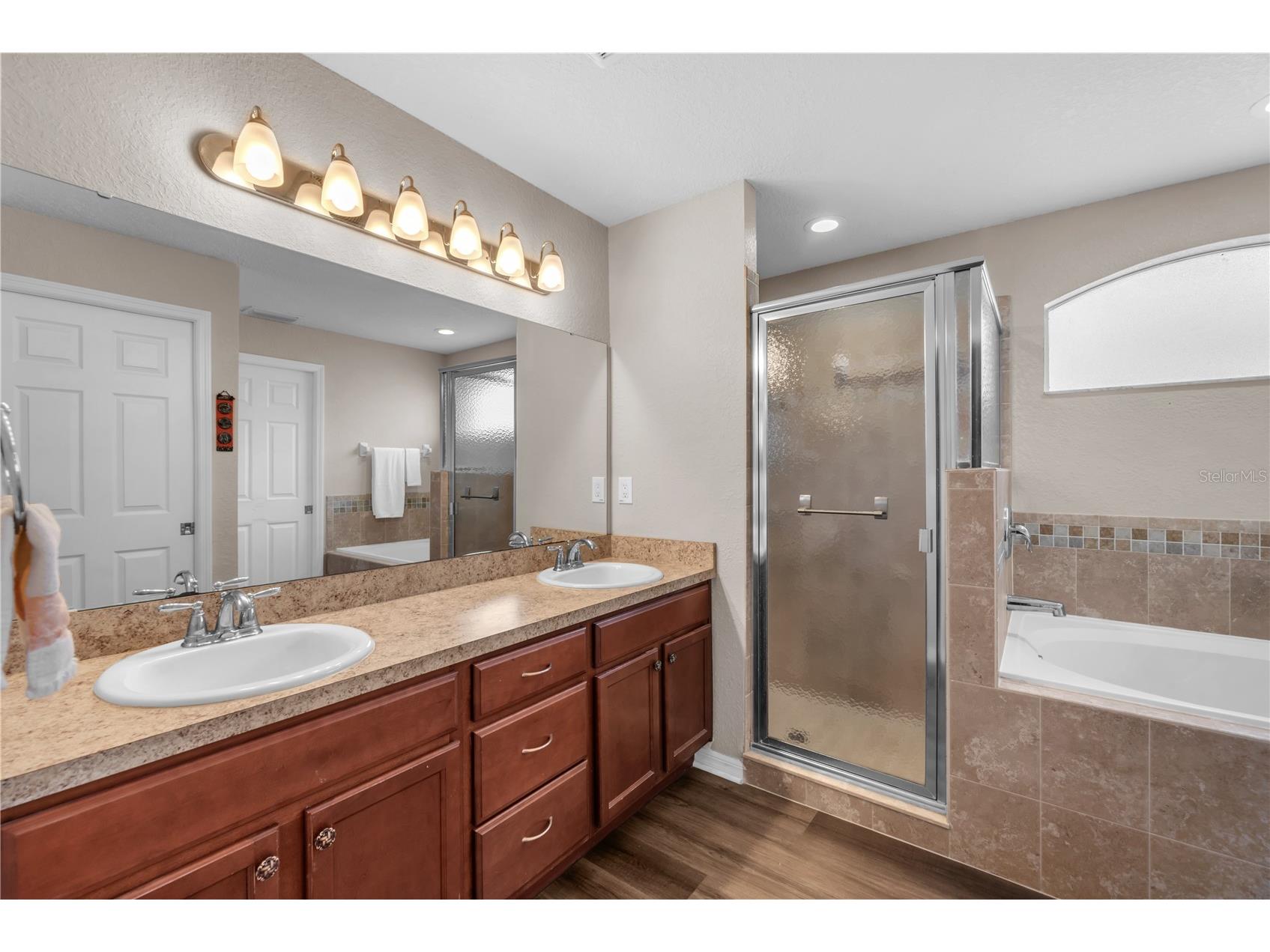 719 Vineyard Reserve Court Seffner FL 33584 TB8516073 image13