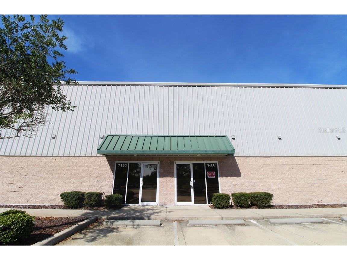 7190 21st Street E Sarasota FL 34243 A4604295 image1