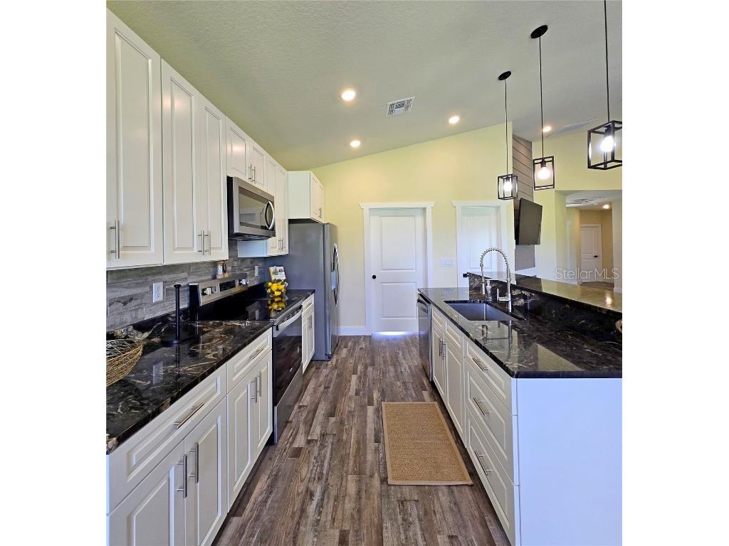 7190 Golf Club Drive Sebring FL 33876 P4935655 image14