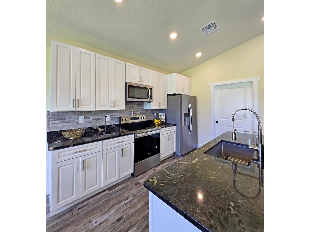 7190 Golf Club Drive Sebring FL 33876 P4935655 image16