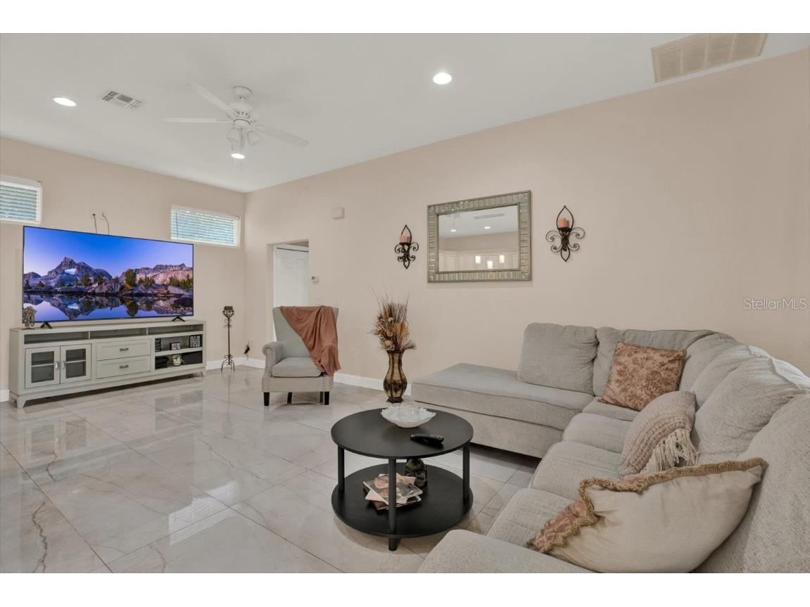 7190 Raymond Place Spring Hill FL 34607 W7881568 image7