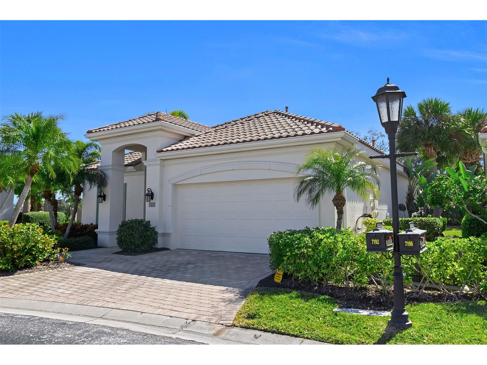 7192 Rue De Palisades #12 Sarasota FL 34238 A4680209 image3