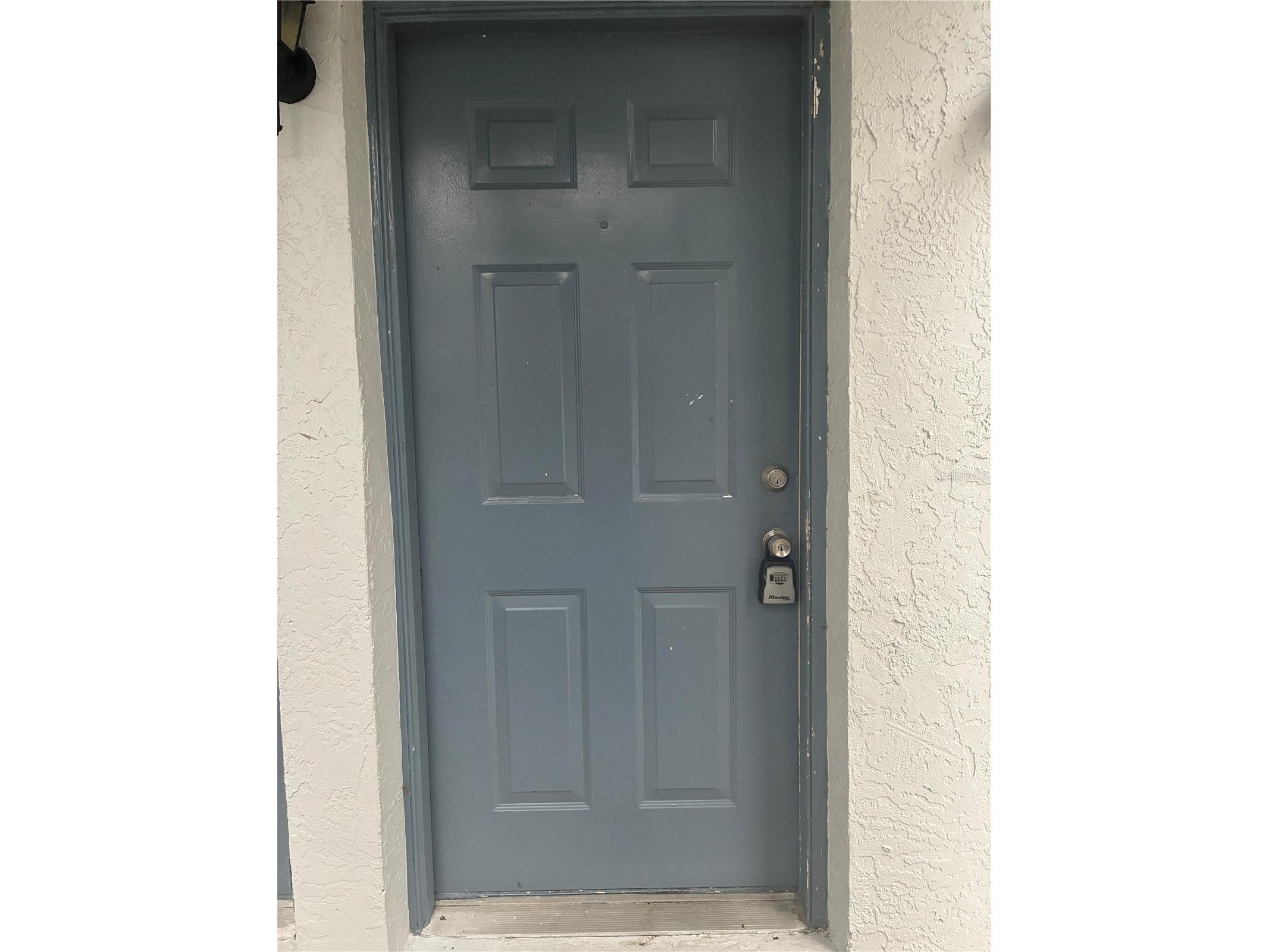 7193 E Bank Dr Tampa FL 33617 TB8459512 image2