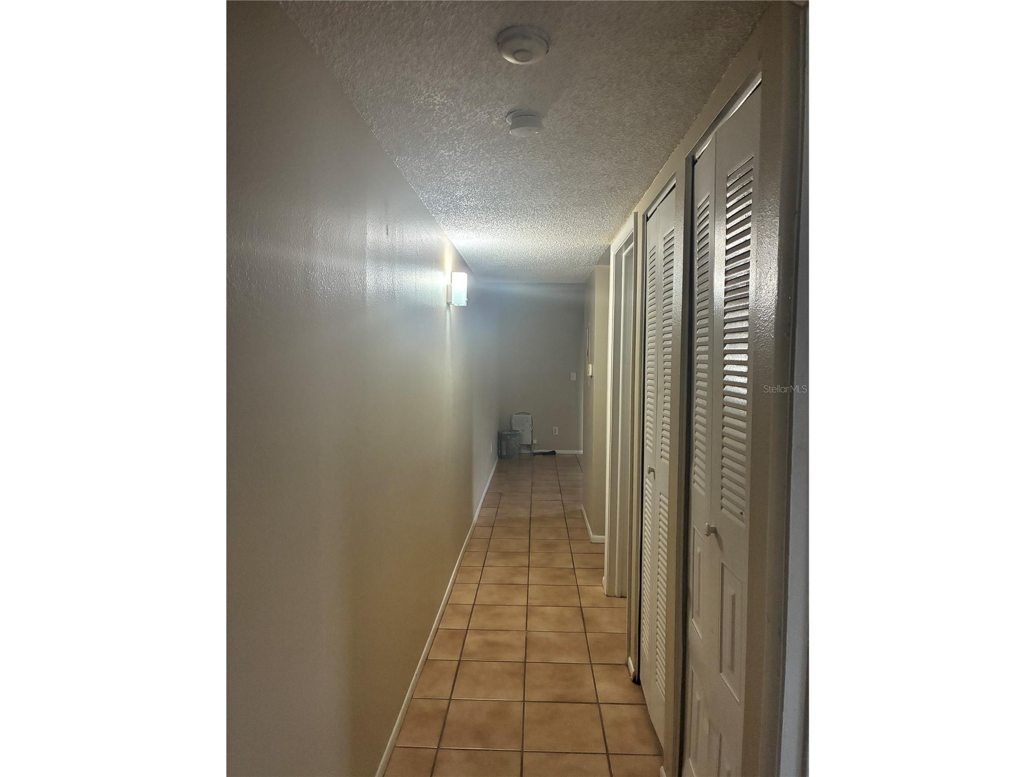 7193 E Bank Dr Tampa FL 33617 TB8459512 image3