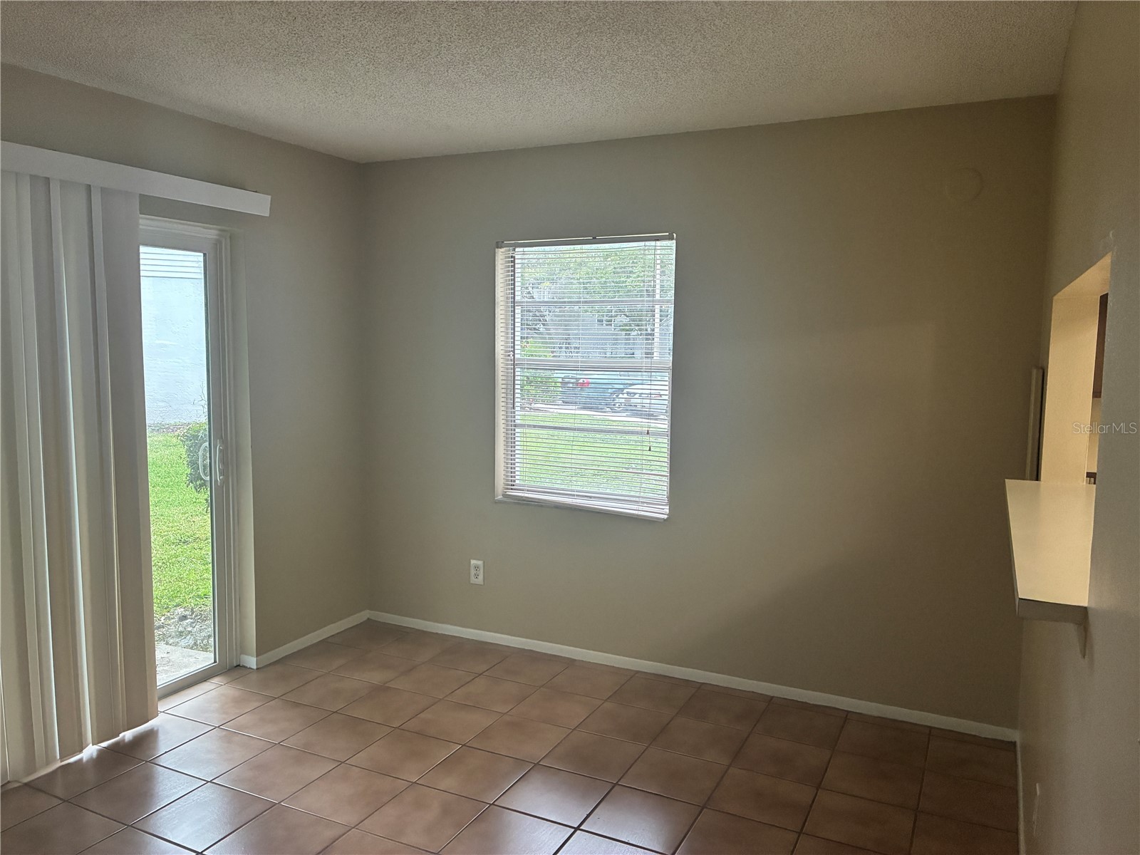 7193 E Bank Dr Tampa FL 33617 TB8459512 image6