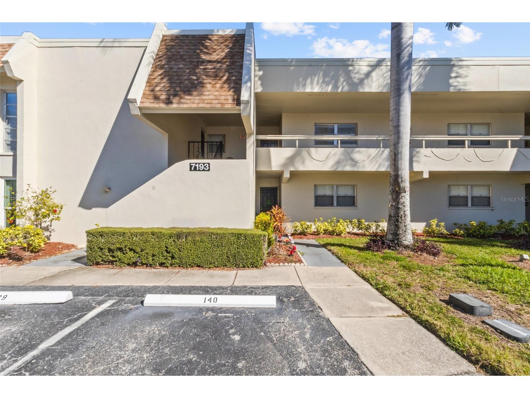 7193 W Country Club Drive N #140 Sarasota FL 34243 A4678014 image1