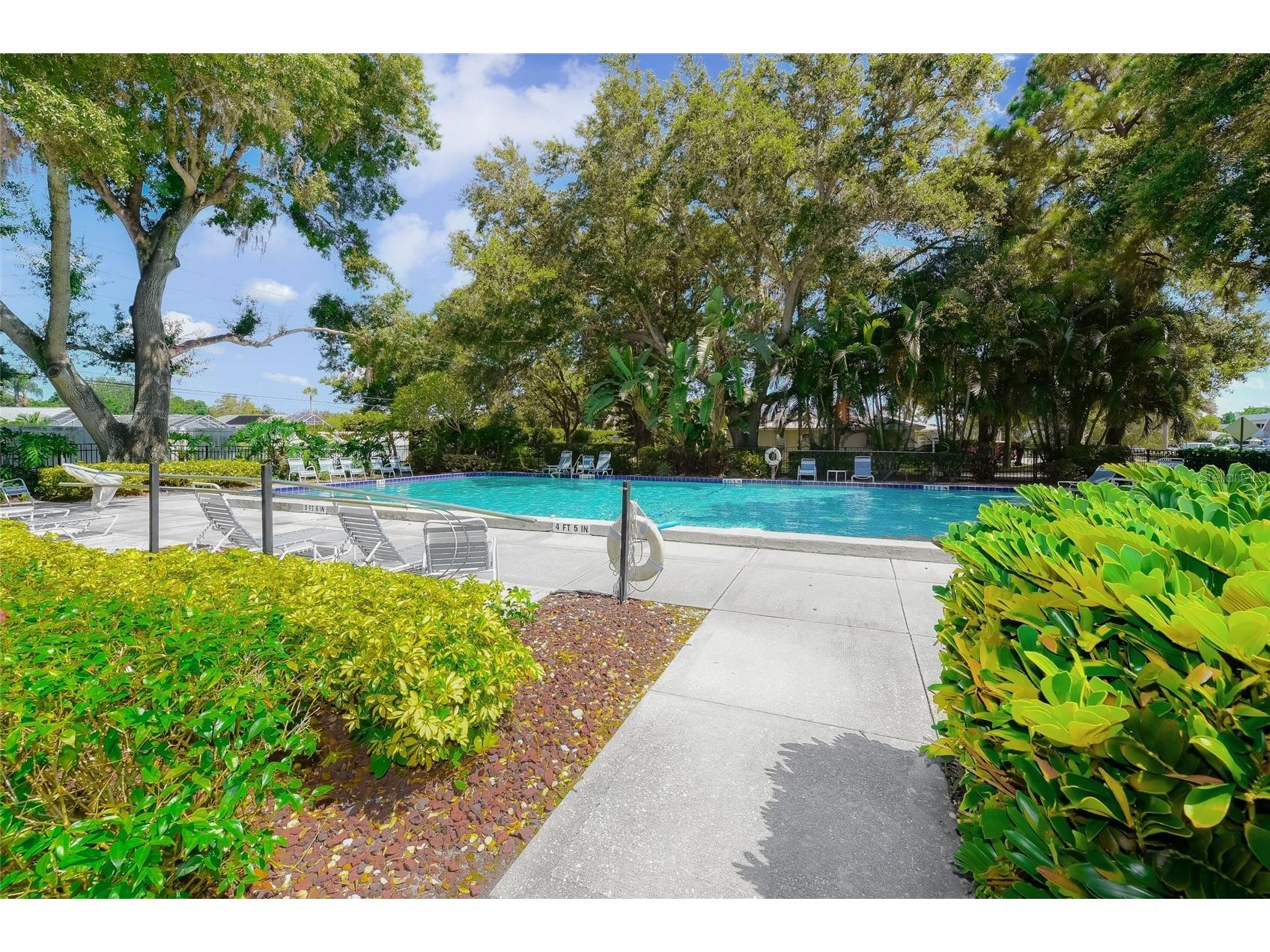 7193 W Country Club Drive N #237 Sarasota FL 34243 A4680028 image45