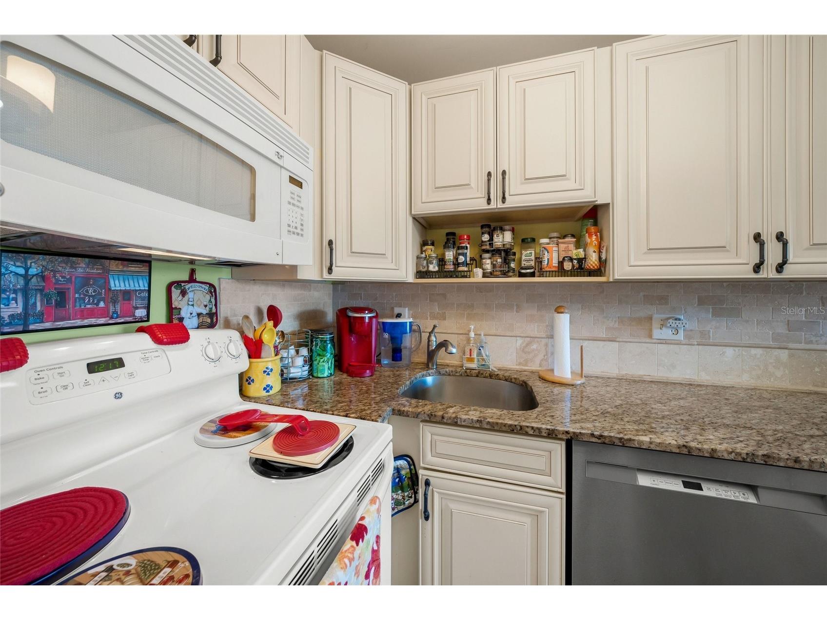7193 W Country Club Drive N #237 Sarasota FL 34243 A4693603 image19