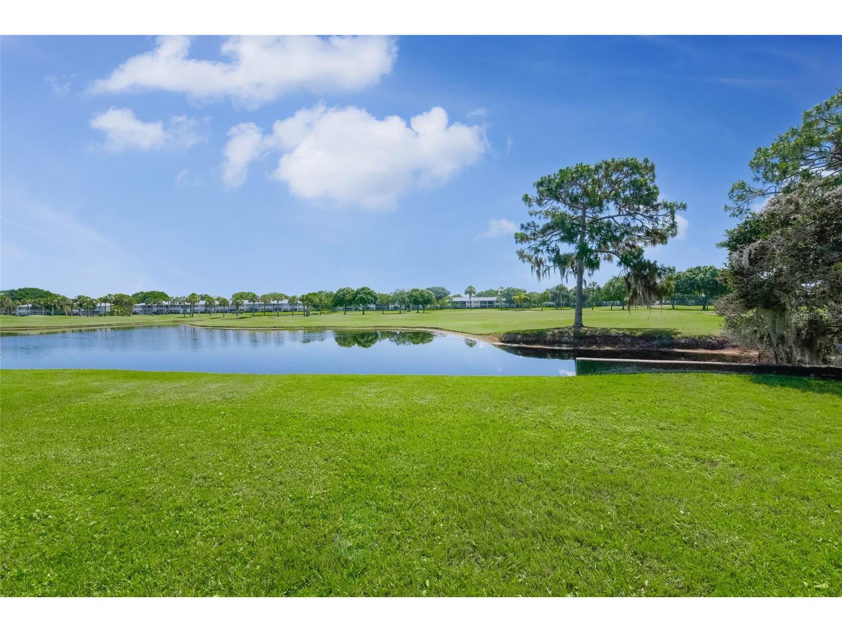 7193 W Country Club Drive N #237 Sarasota FL 34243 A4693603 image48