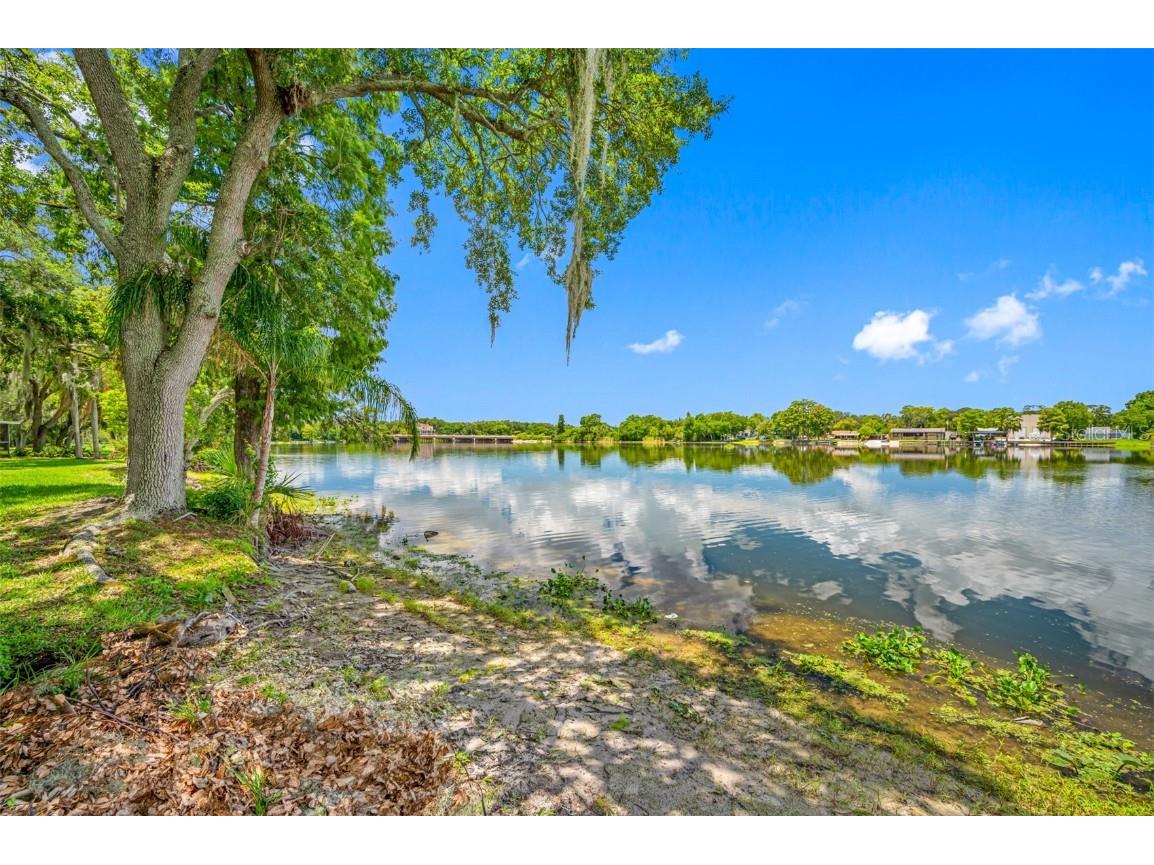 7194 E Bank Drive #106 Tampa FL 33617 U8245439 image1