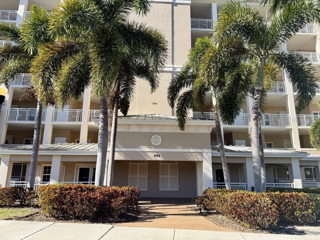 7194 Key Haven Road #504 Seminole FL 33777 A4681708 image1
