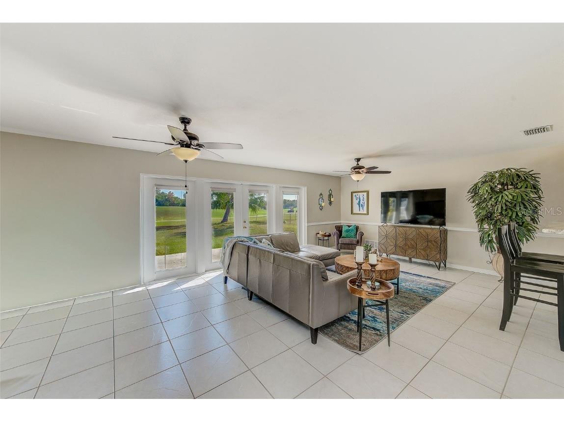 7195 Augusta Boulevard Seminole FL 33777 TB8449487 image5