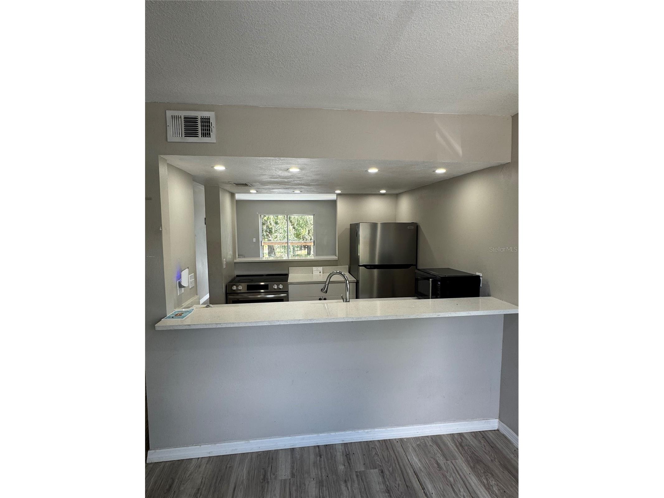 7195 E Bank Drive #206 Tampa FL 33617 TB8525561 image3