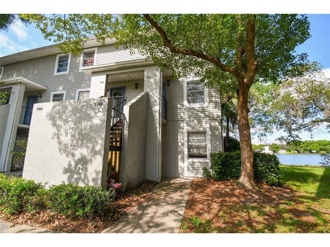 7196 E Bank Drive Tampa FL 33617 - HILLSBOROUGH RIVER T3521122 image1