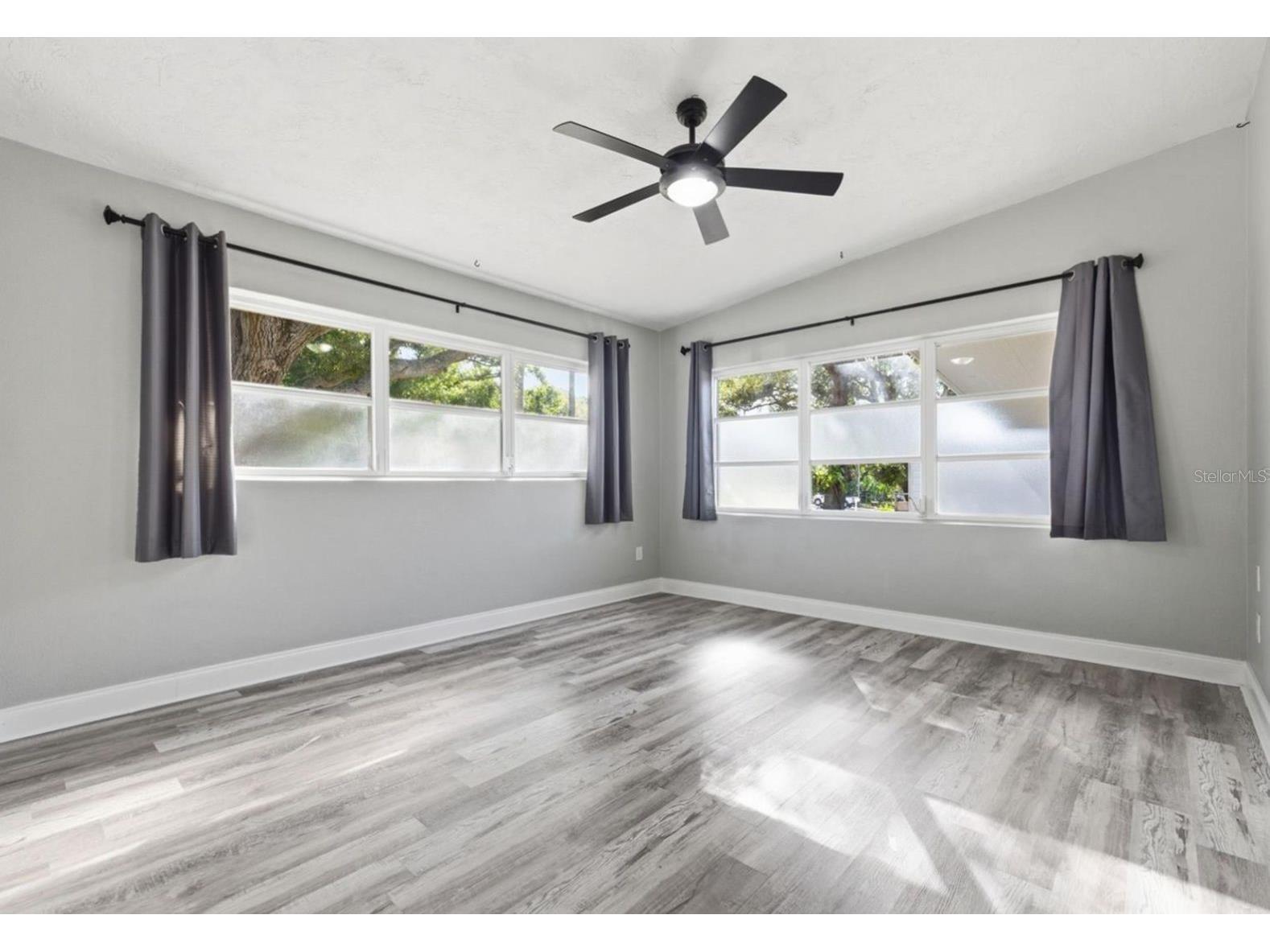 7198 121st Way N Seminole FL 33772 TB8482147 image11