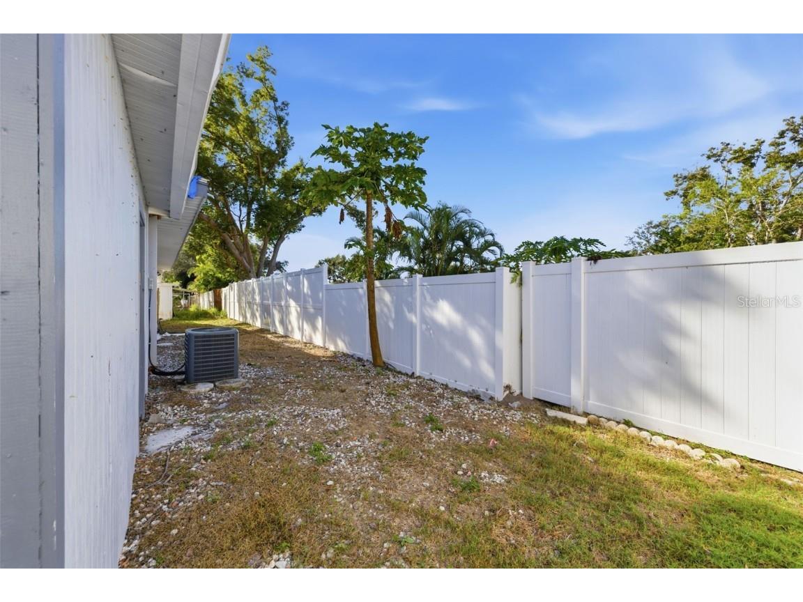 7198 121st Way Seminole FL 33772 TB8460668 image23