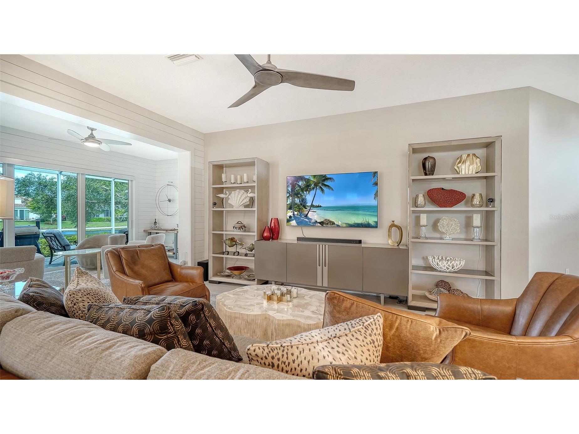7198 Del Lago Drive Sarasota FL 34238 A4689649 image10