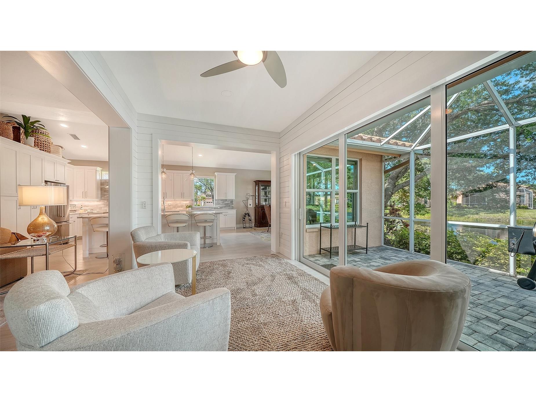 7198 Del Lago Drive Sarasota FL 34238 A4689649 image15