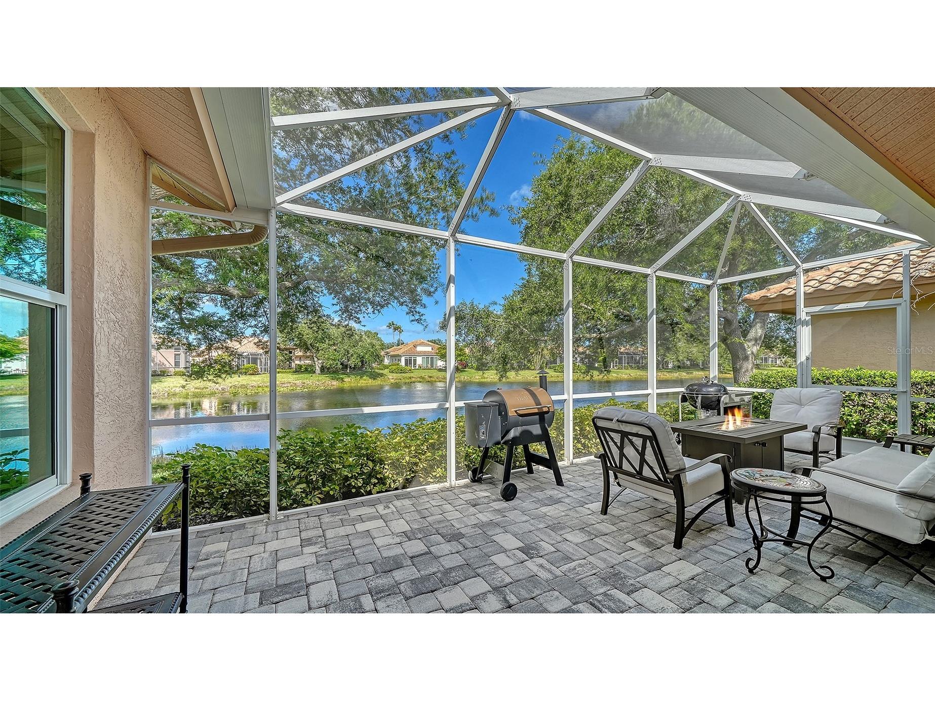 7198 Del Lago Drive Sarasota FL 34238 A4689649 image16