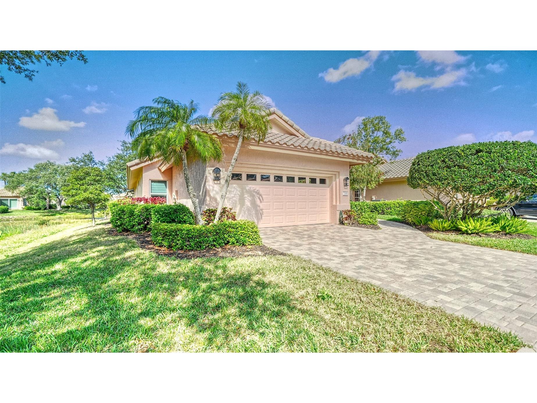 7198 Del Lago Drive Sarasota FL 34238 A4689649 image4