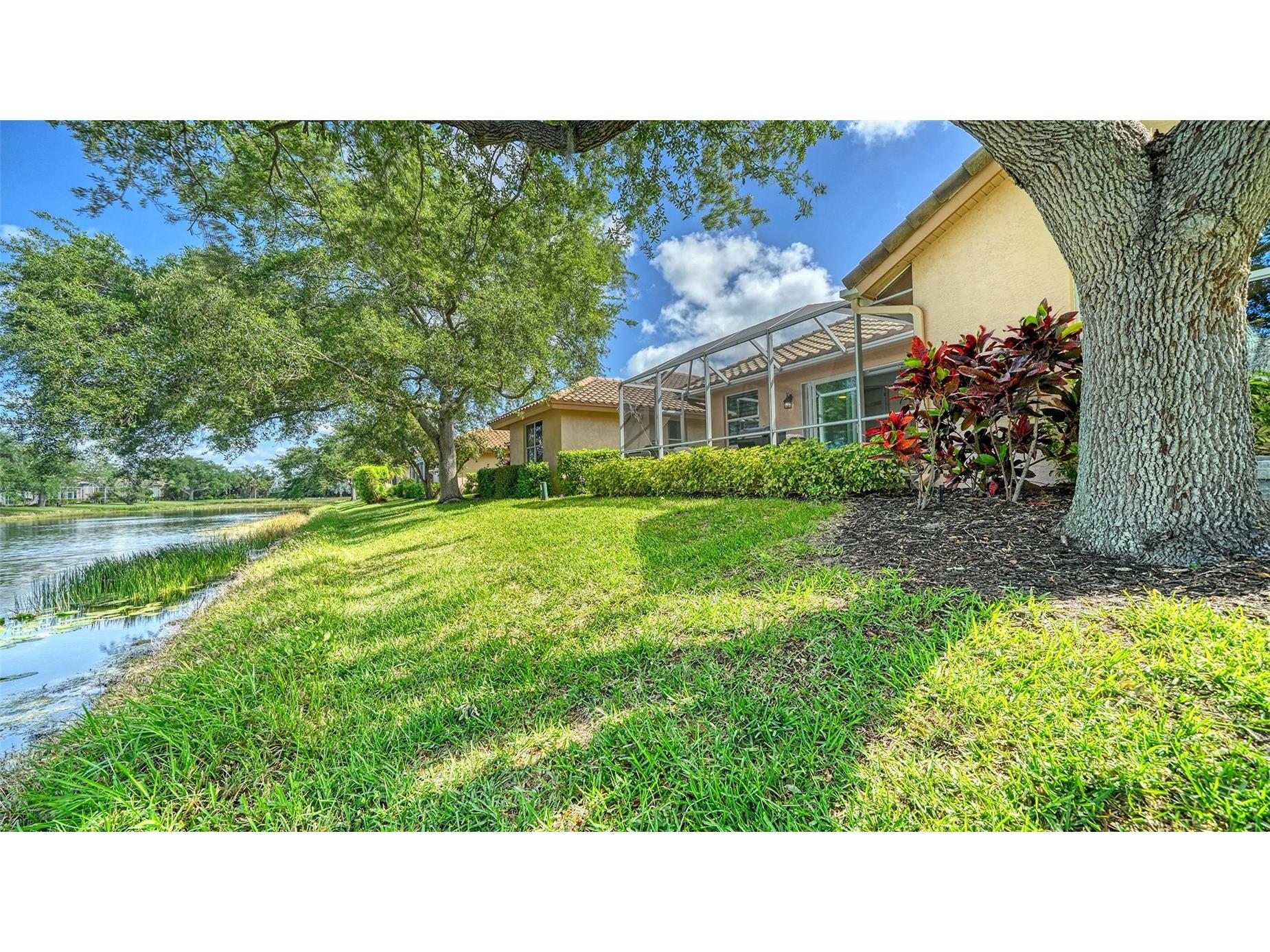 7198 Del Lago Drive Sarasota FL 34238 A4689649 image61