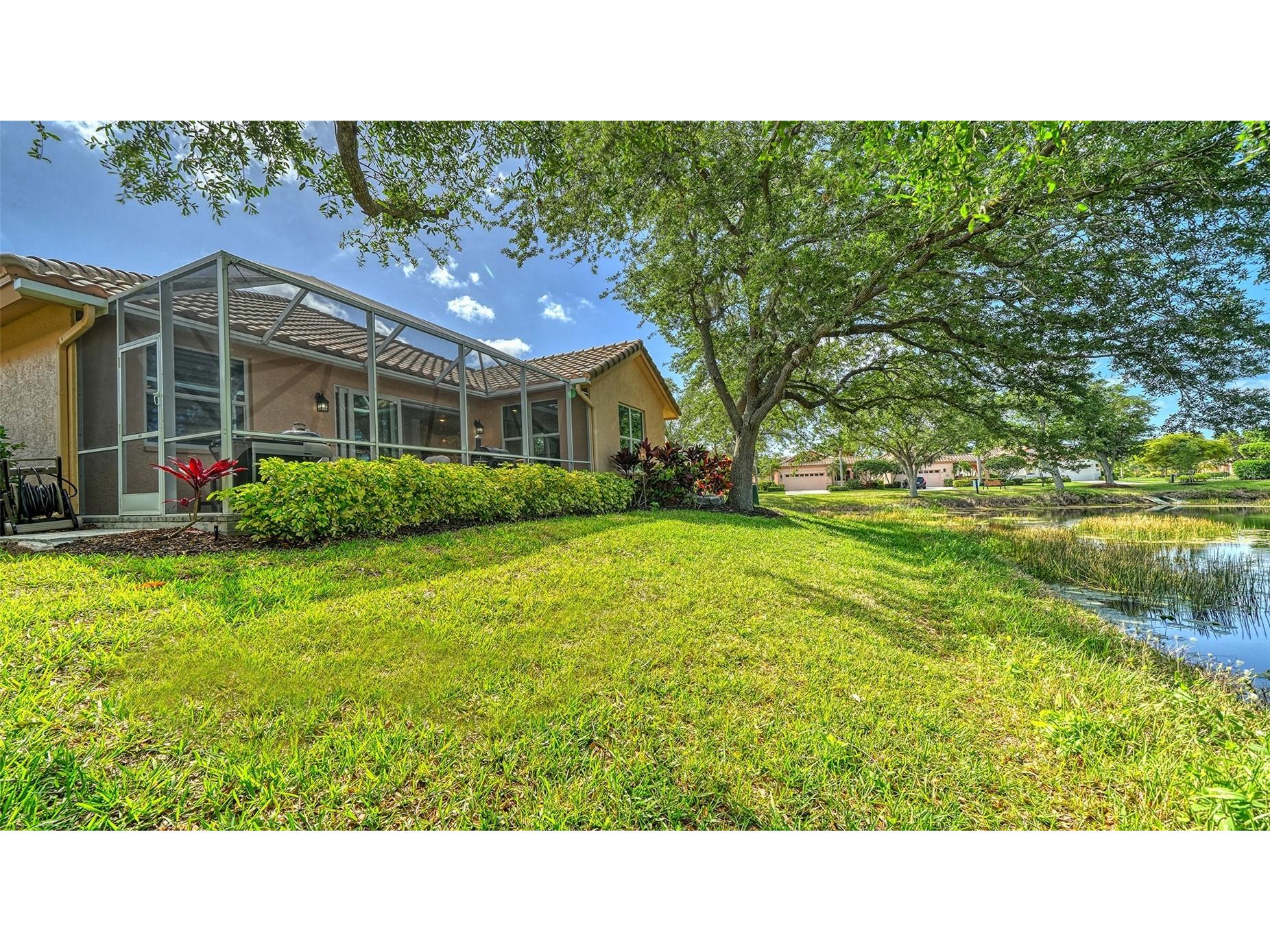7198 Del Lago Drive Sarasota FL 34238 A4689649 image62