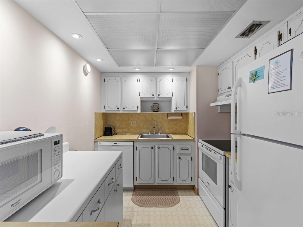 72 Boundary Boulevard #226 Rotonda West FL 33947 - ROTONDA RIVER C7508552 image20