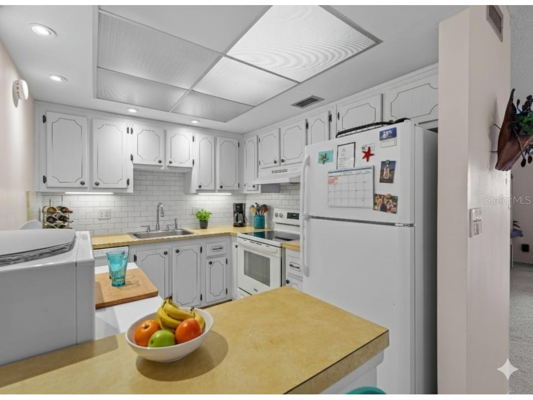 72 Boundary Boulevard #226 Rotonda West FL 33947 - ROTONDA RIVER C7508552 image5