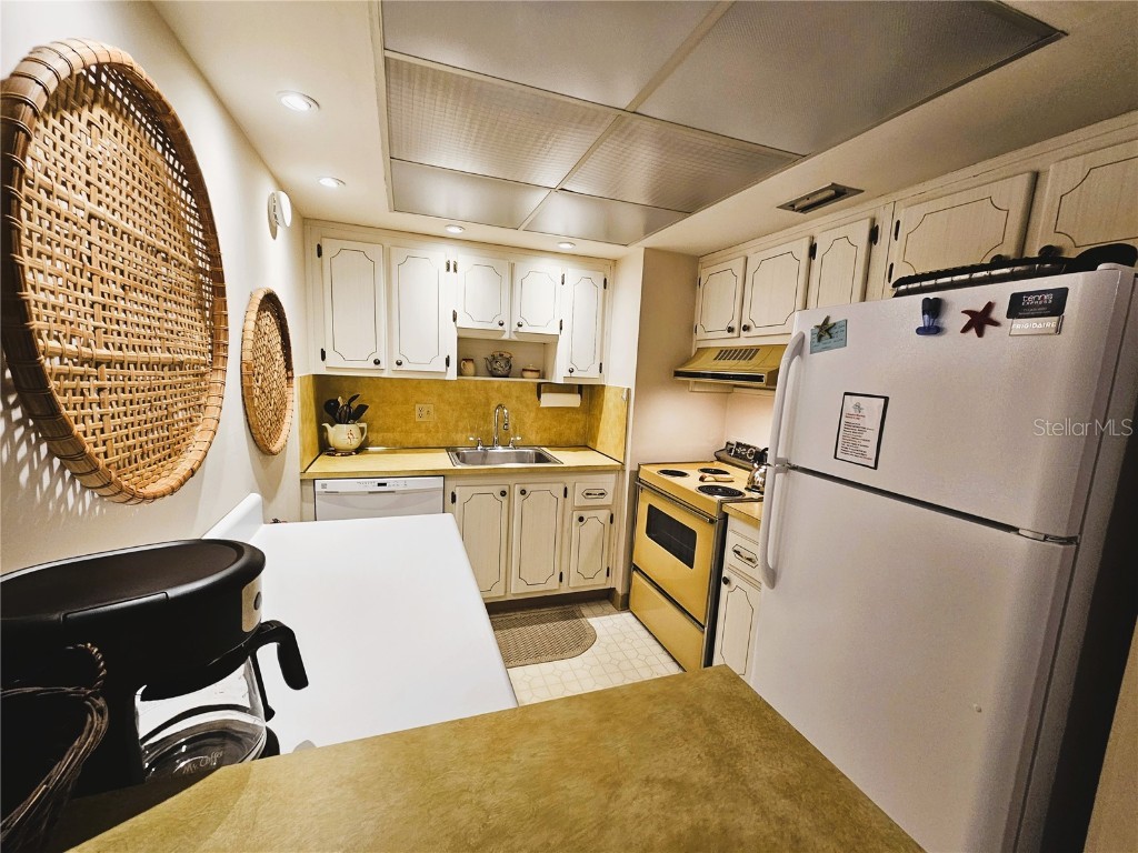 72 Boundary Boulevard #226 Rotonda West FL 33947 S5136696 image6