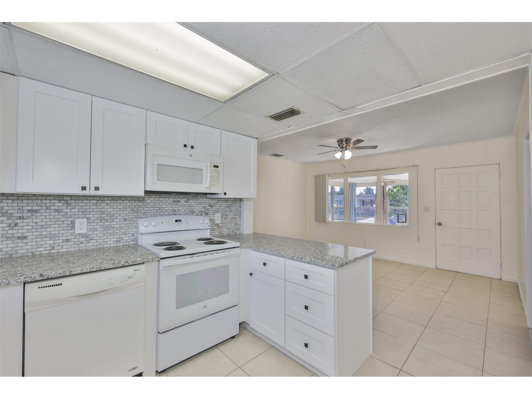 72 Lake Shore Drive Palm Harbor FL 34684 TB8466863 image14