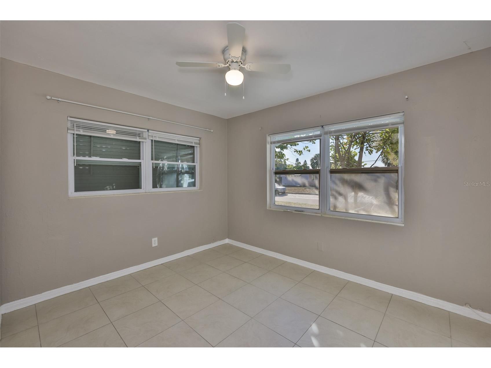 72 Lake Shore Drive Palm Harbor FL 34684 TB8466863 image23