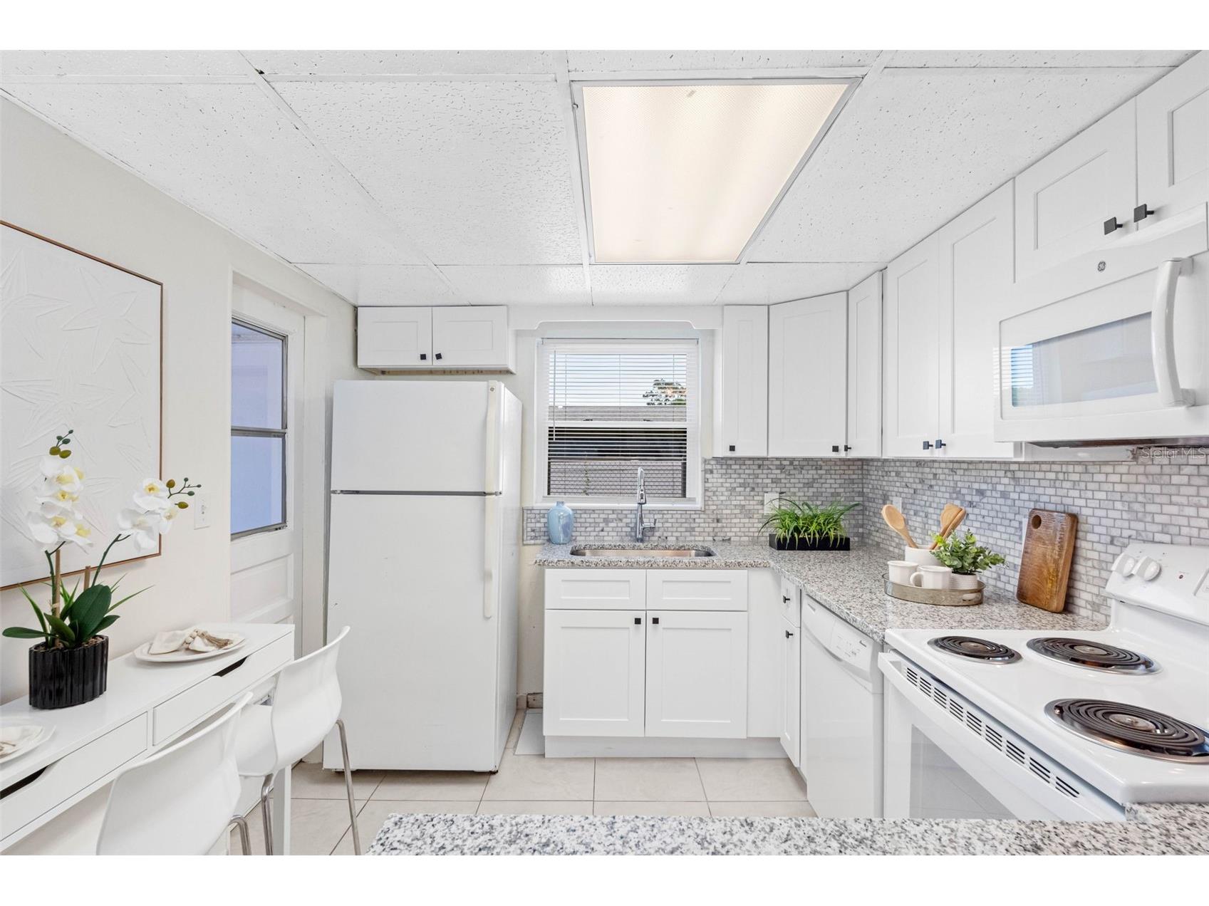 72 Lake Shore Drive Palm Harbor FL 34684 TB8526702 image18