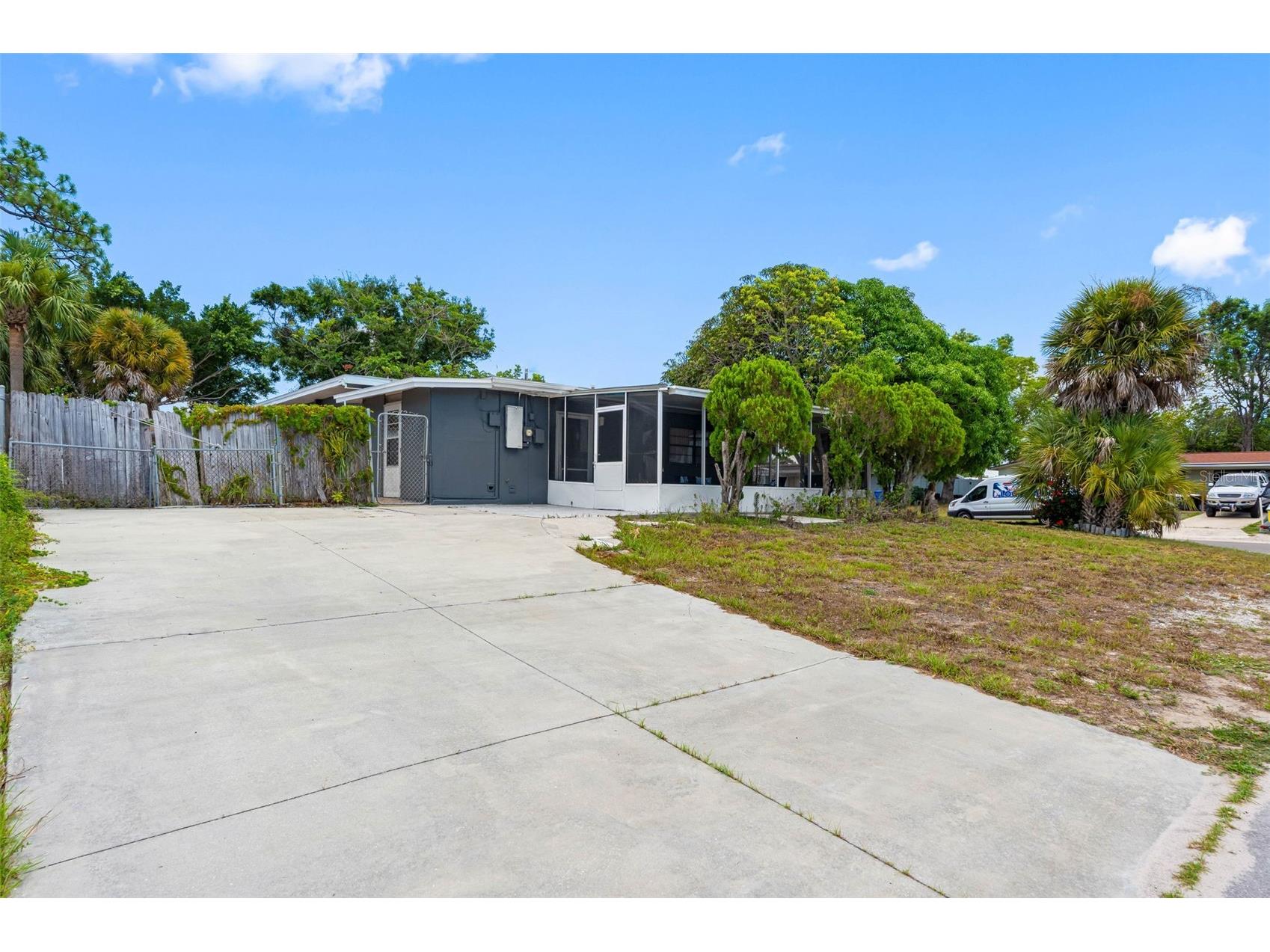 72 Lake Shore Drive Palm Harbor FL 34684 TB8526702 image32