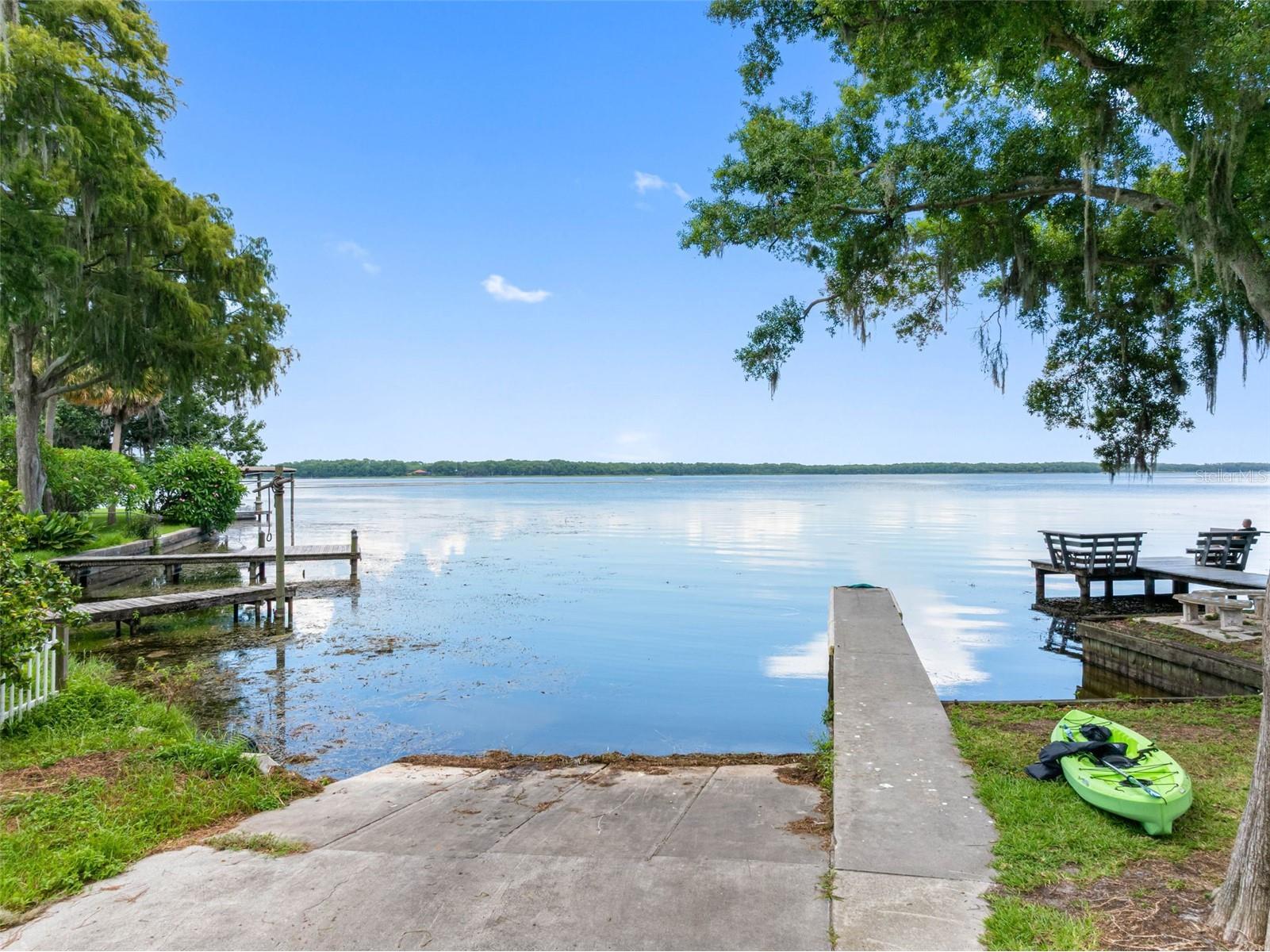 72 Lake Shore Drive Palm Harbor FL 34684 TB8526702 image36