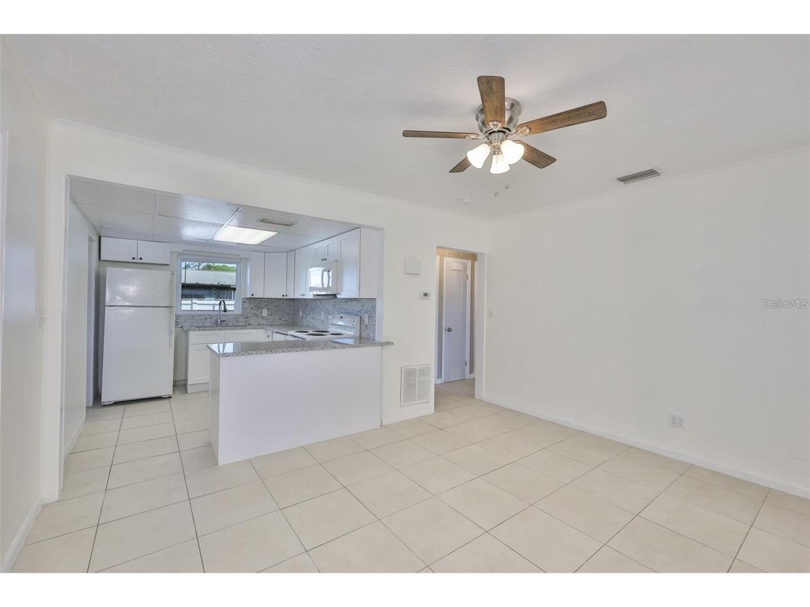 72 Lake Shore Drive Palm Harbor FL 34684 W7886326 image9