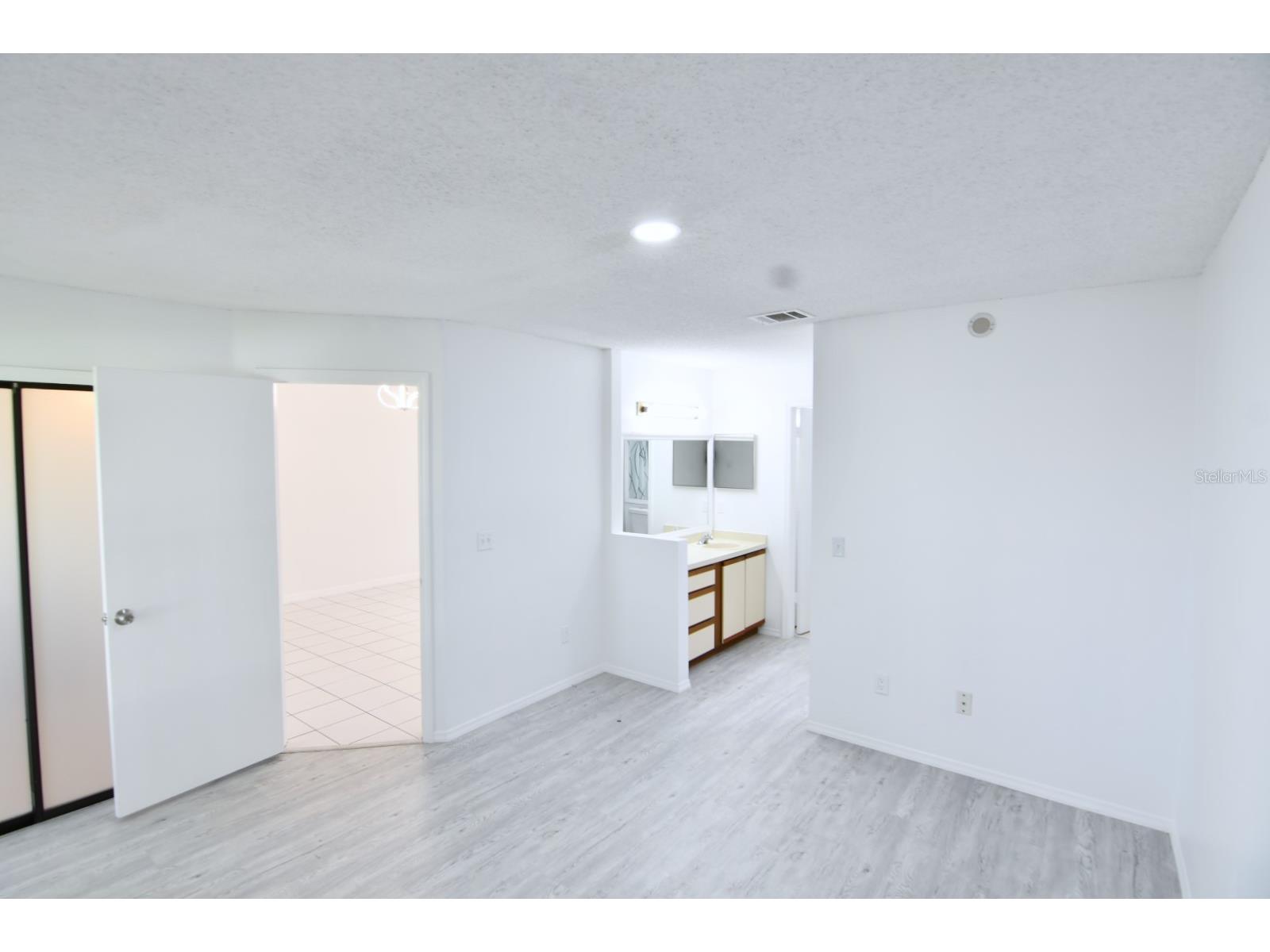72 Lakepointe Circle Kissimmee FL 34743 O6412111 image18