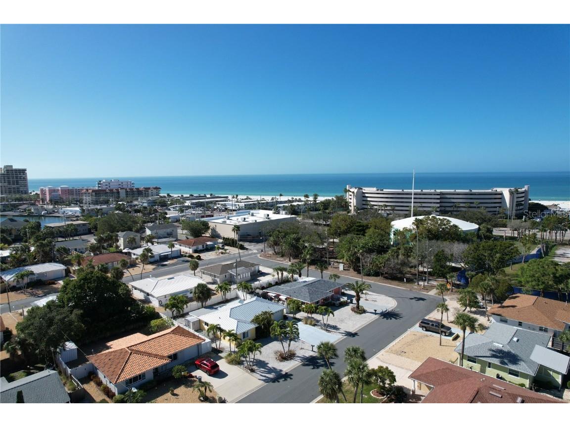 72 Lido Drive Saint Pete Beach FL 33706 U8227310 image1